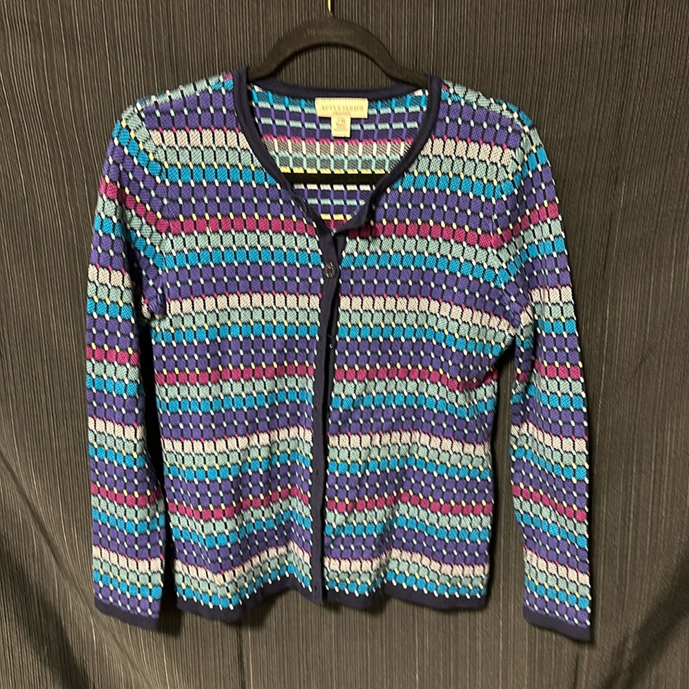 Appleseeds brand Blue w/multi color design cardigan / Size PM /‎ P-31